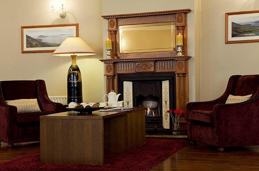 Smerwick Harbour Hotel Dingle Exterior photo