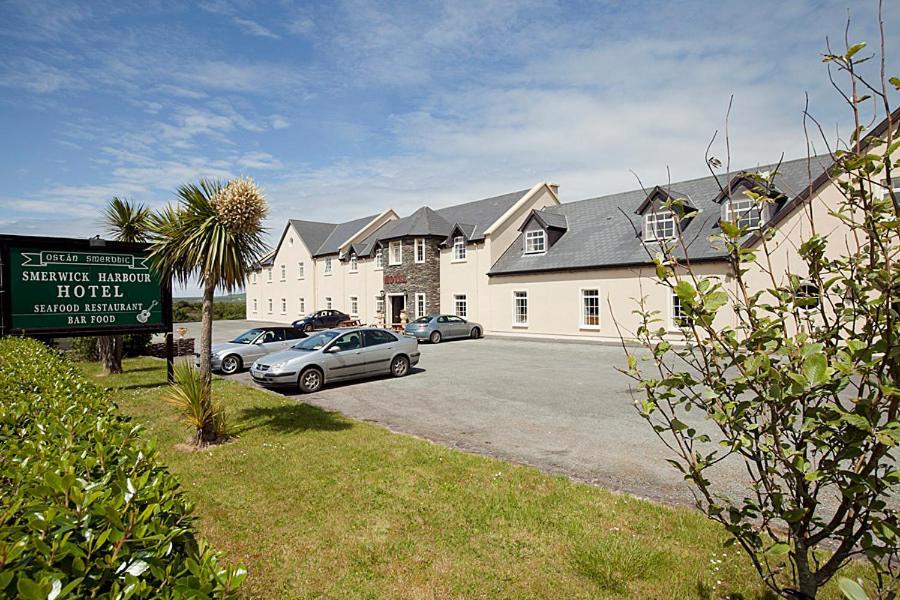 Smerwick Harbour Hotel Dingle Exterior photo