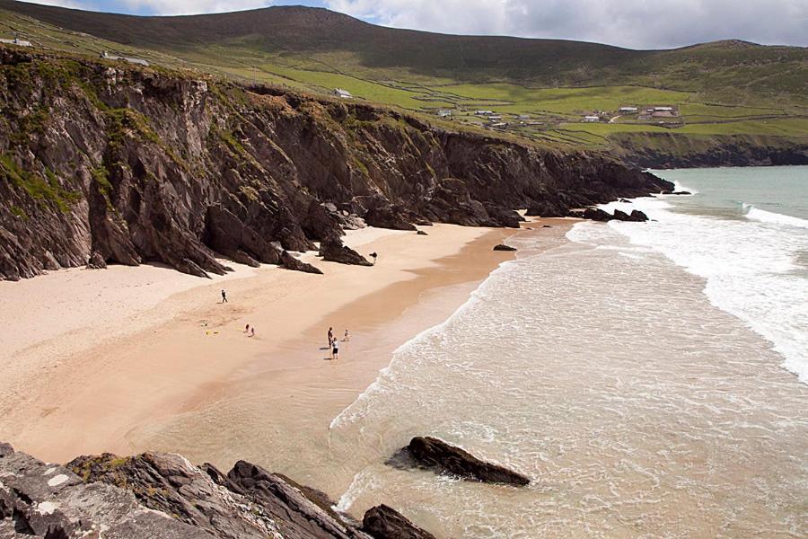 Smerwick Harbour Hotel Dingle Exterior photo